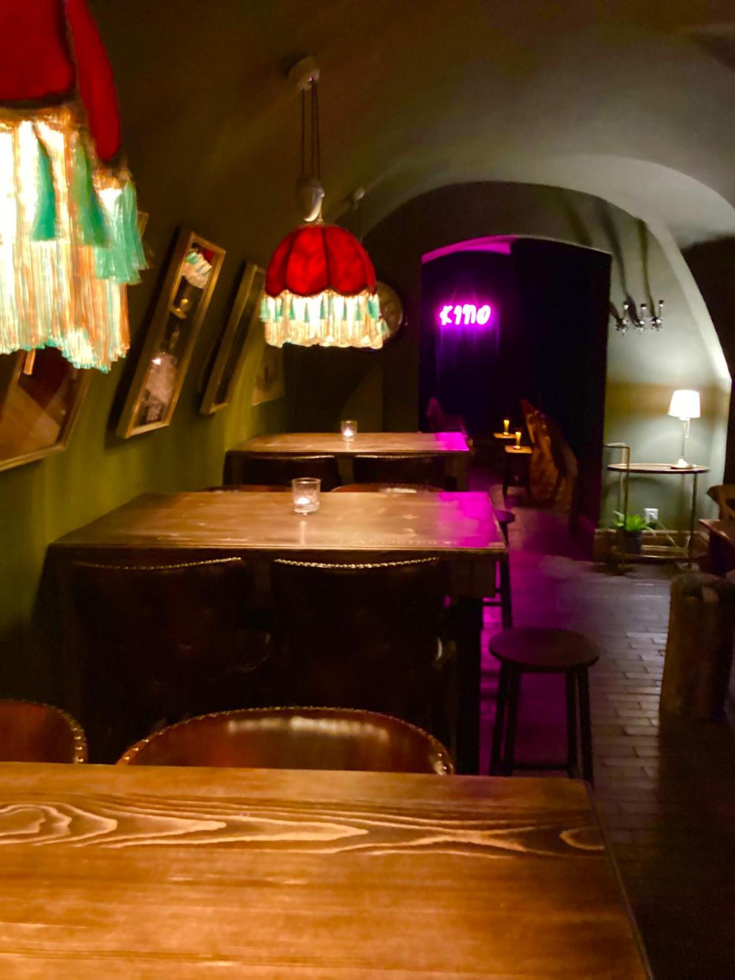 Hotel Nana Macs Praga Zewnętrze zdjęcie
