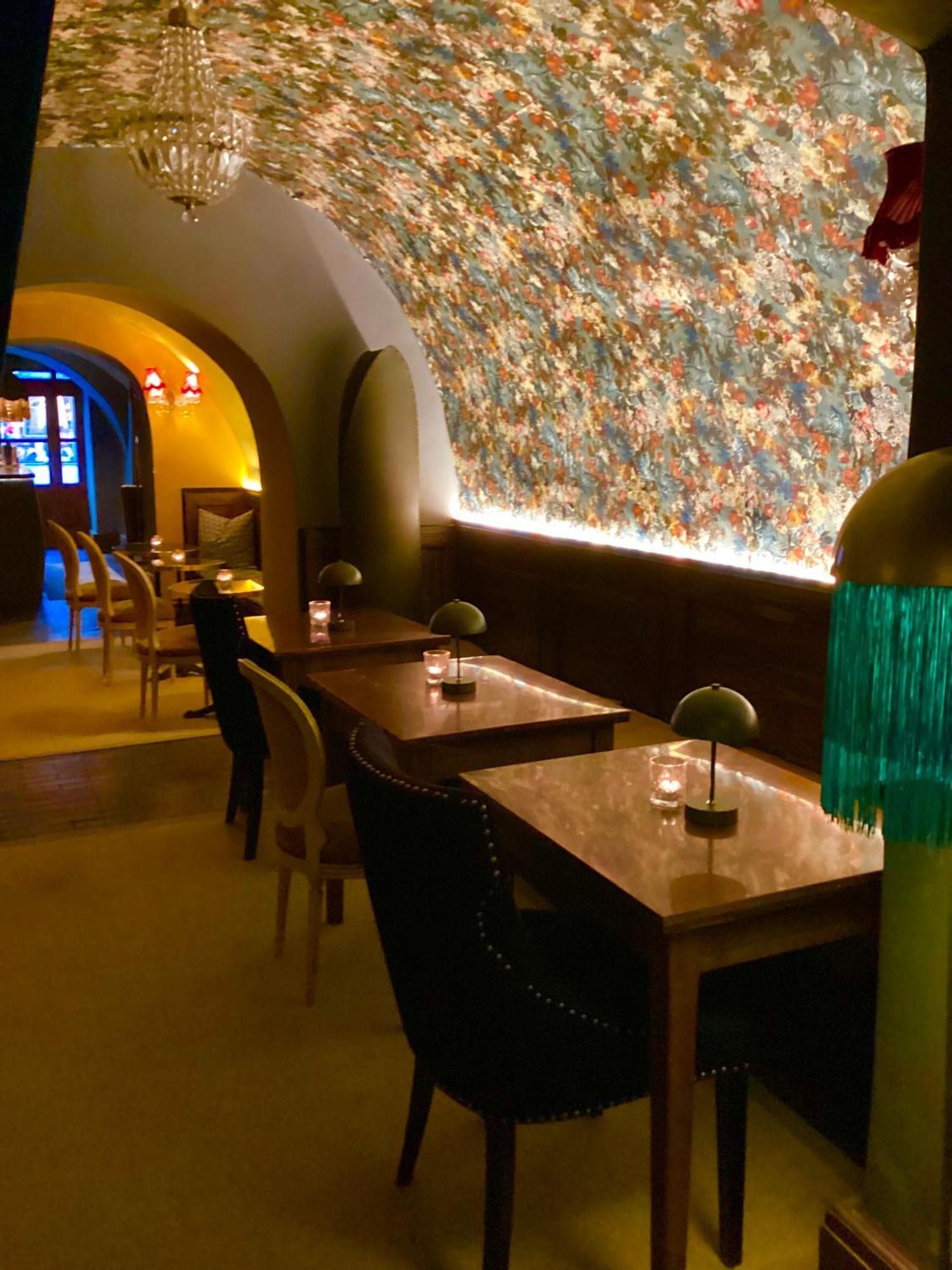 Hotel Nana Macs Praga Zewnętrze zdjęcie